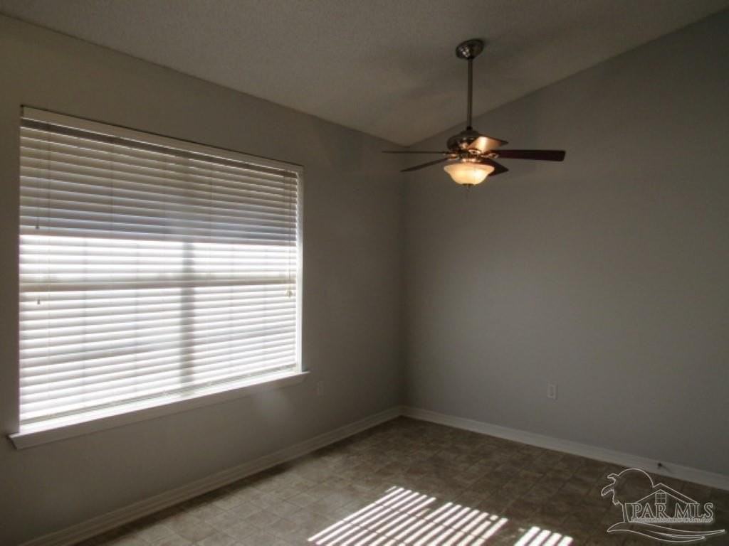 3766 Landon Ct - Photo 5 of 13