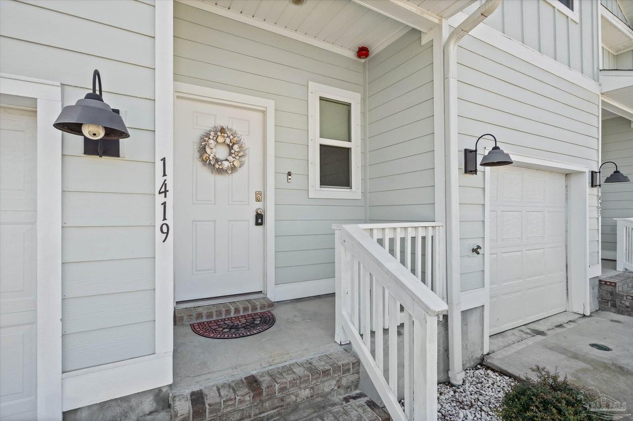 1419 Iroquois Ct - Photo 2 of 26