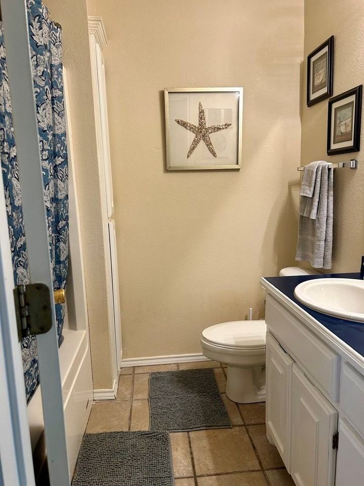 5108 Rainbow Rd Apt A - Photo 7 of 11