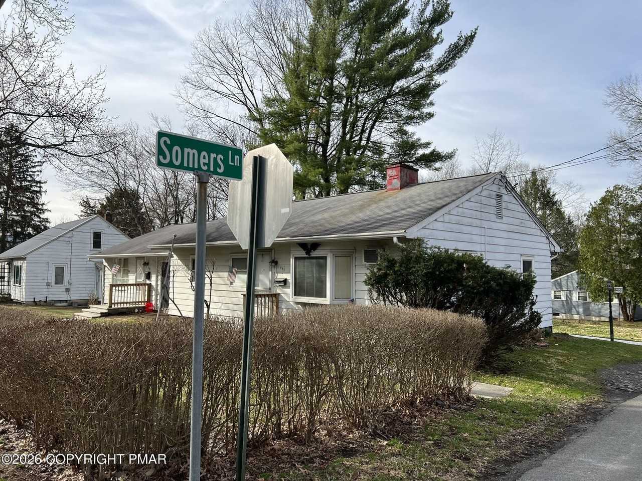 445 N 8th St Unit 445 - Photo 3 of 27