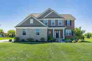 featured image of 124 Oakland Crest Dr