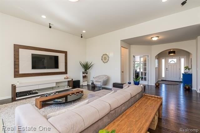 124 Oakland Crest Dr - Photo 4 of 24