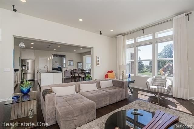 124 Oakland Crest Dr - Photo 5 of 24