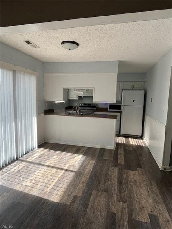 1720 Rueger St - Photo 4 of 9