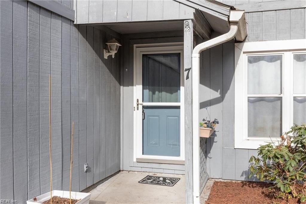 7 Mosely Cir - Photo 2 of 21