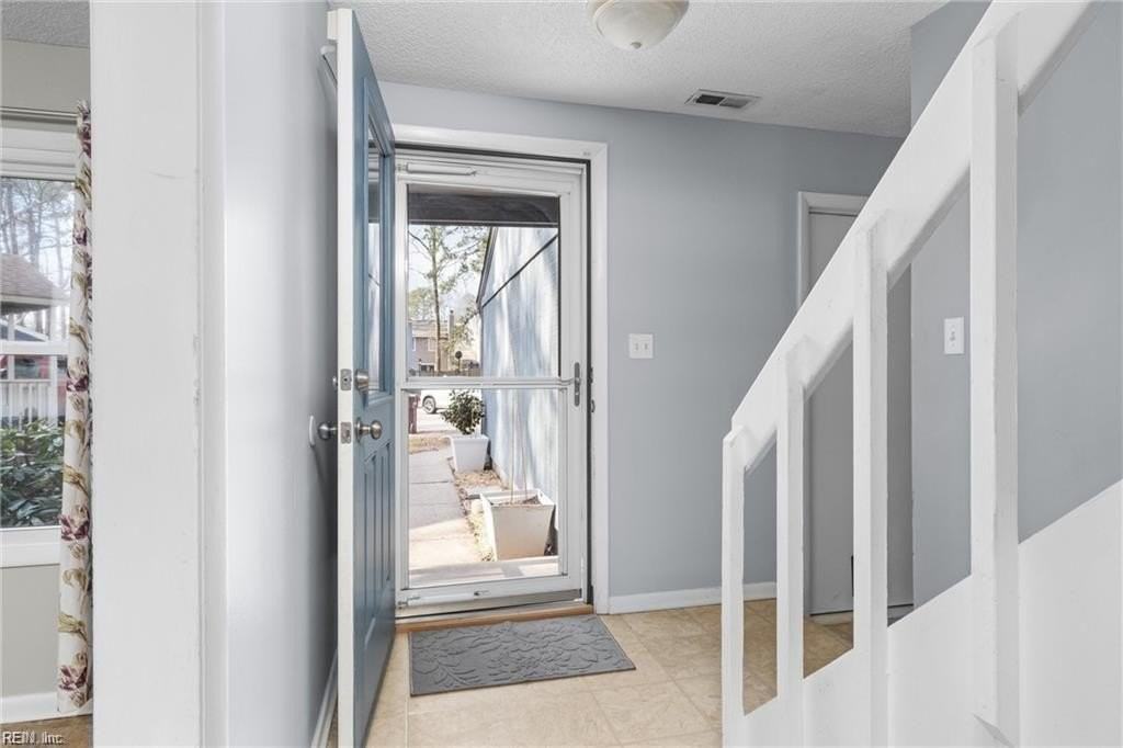 7 Mosely Cir - Photo 3 of 21