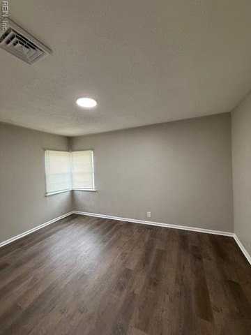 9551 16th Bay St - Photo 6 of 18