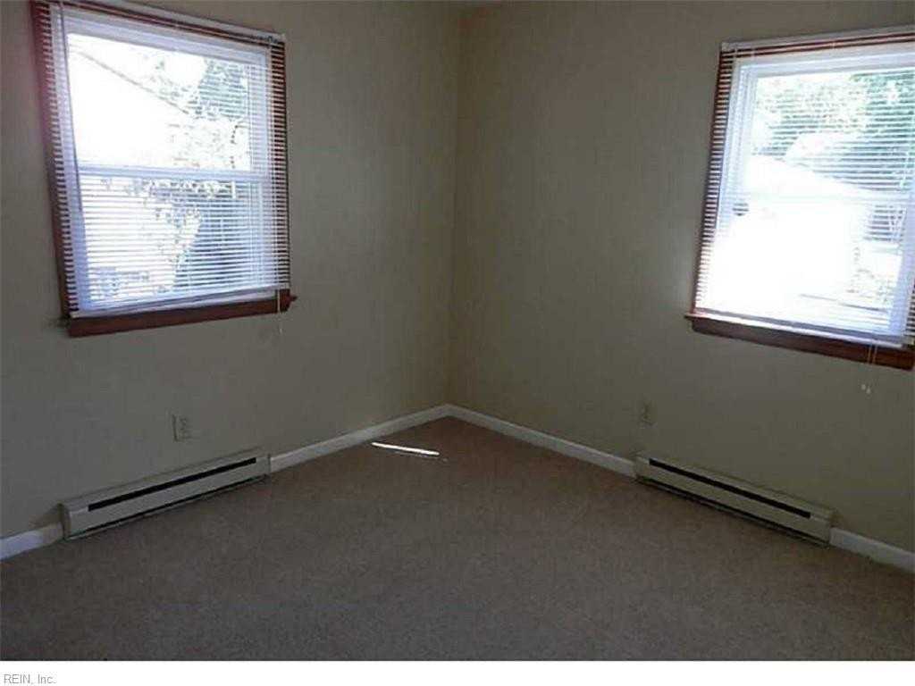 8923 Brighton St #A - Photo 4 of 6