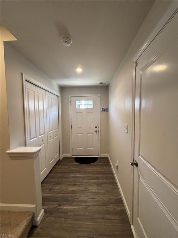 2027 Petersen Way - Photo 2 of 32