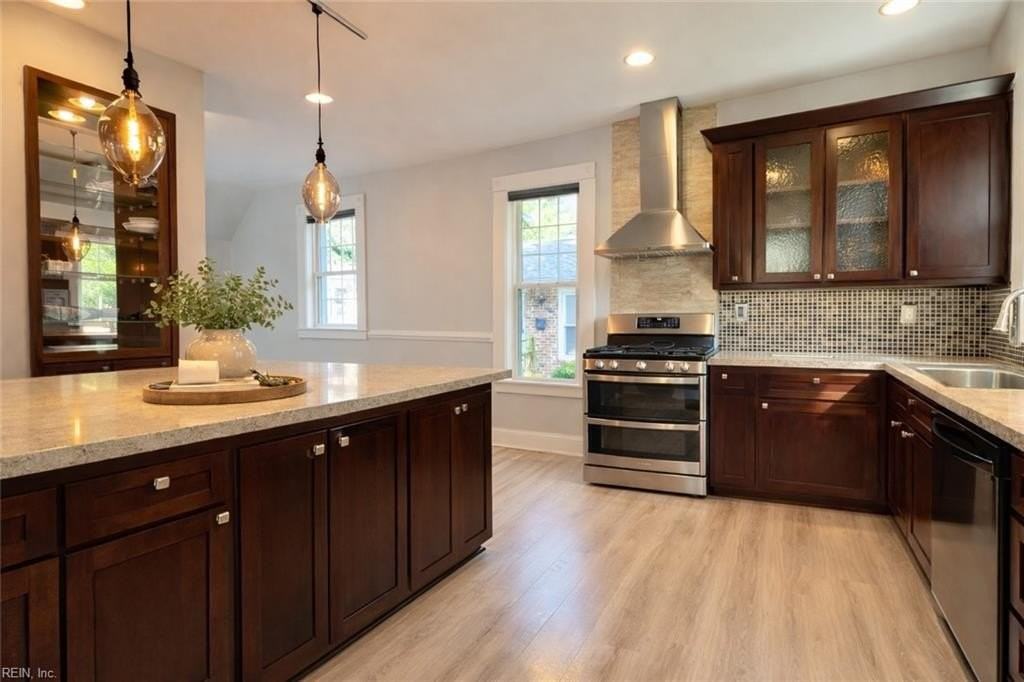 187 Dupont Cir - Photo 5 of 31