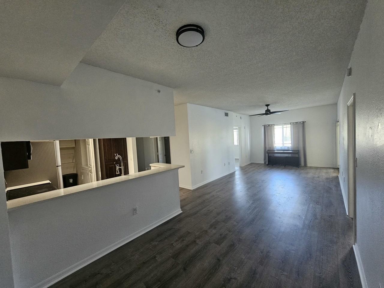 2805 Veronia Dr Apt 204 - Photo 3 of 23