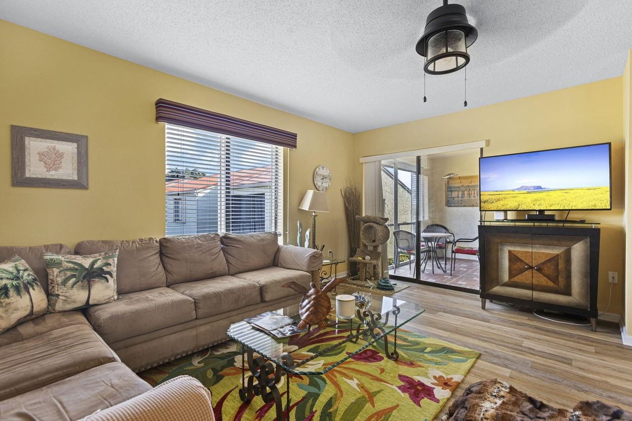 5473 Se Miles Grant Rd Apt 206 - Photo 7 of 21