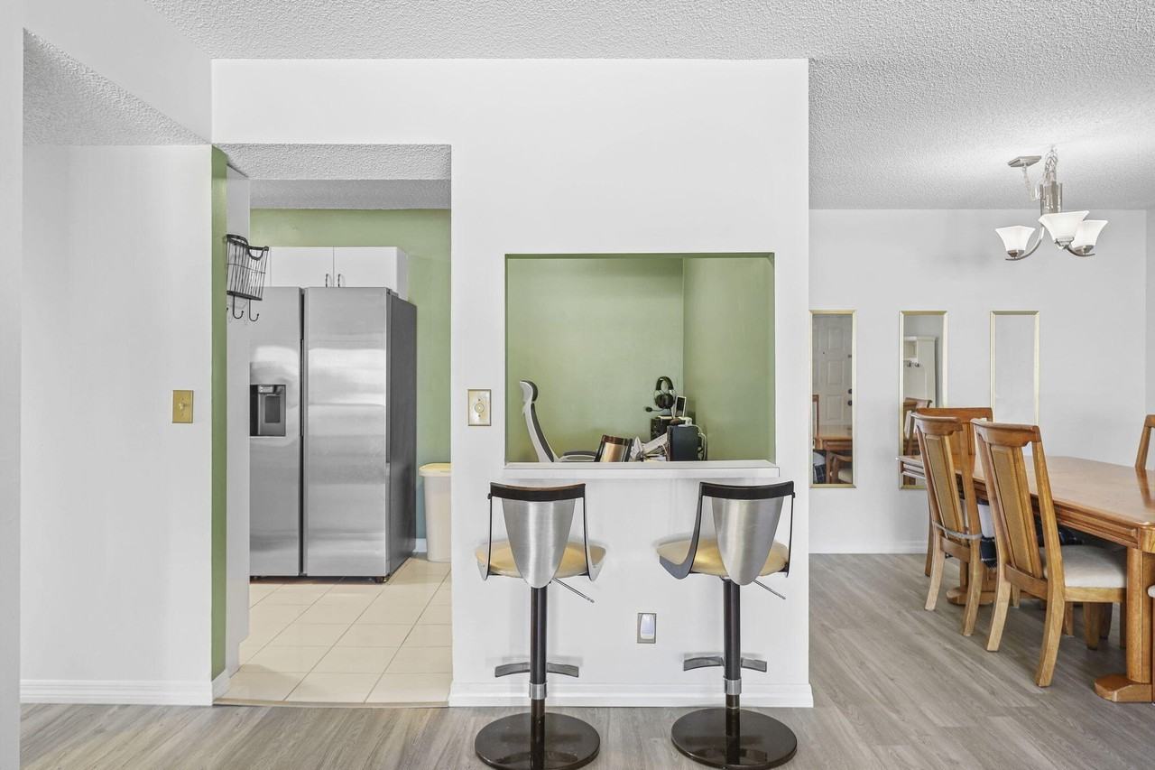 2025 Sw Silver Pine Way Apt 120-A1 - Photo 5 of 37