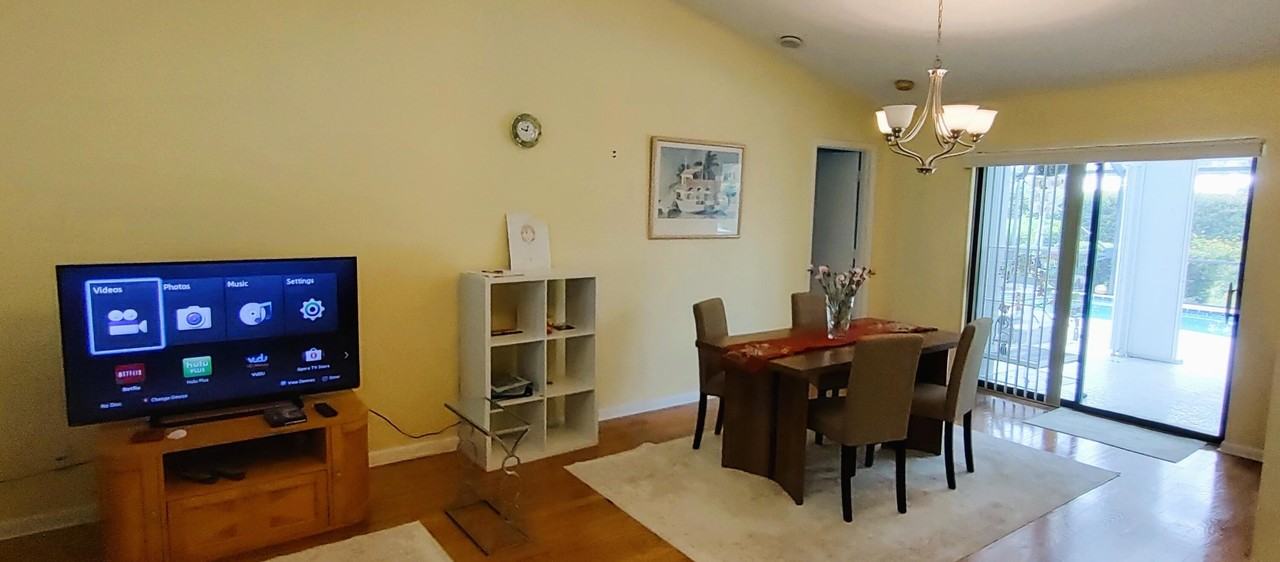 1132 Se Oriental Ave - Photo 7 of 38