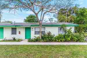 featured image of 4905 Gulfstream Rd