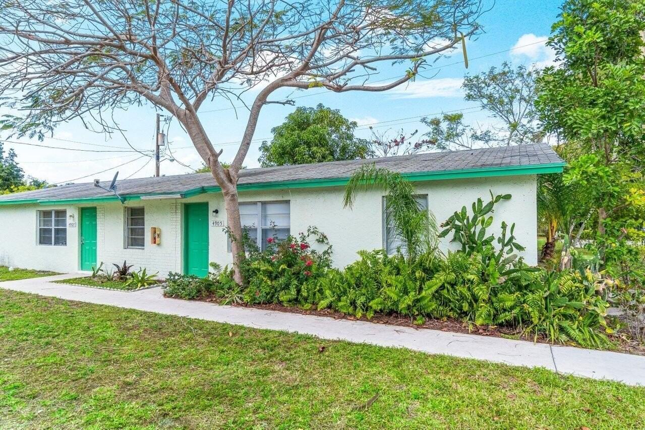 4905 Gulfstream Rd - Photo 3 of 20