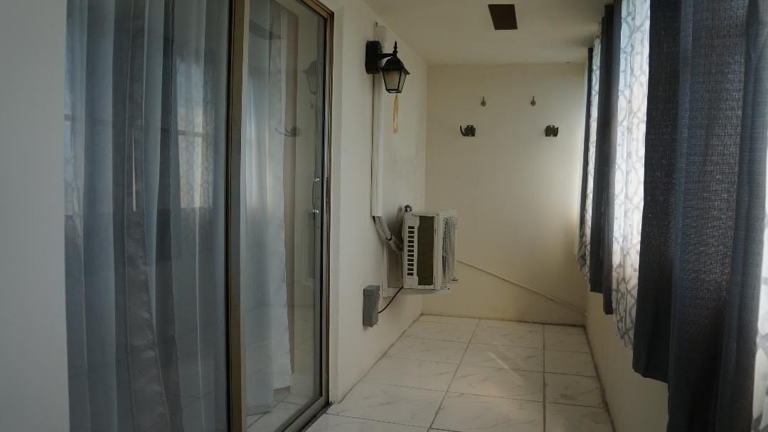 42 Devon St Unit B - Photo 3 of 10