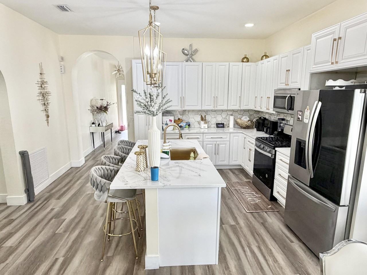 159 Berenger Walk - Photo 5 of 16