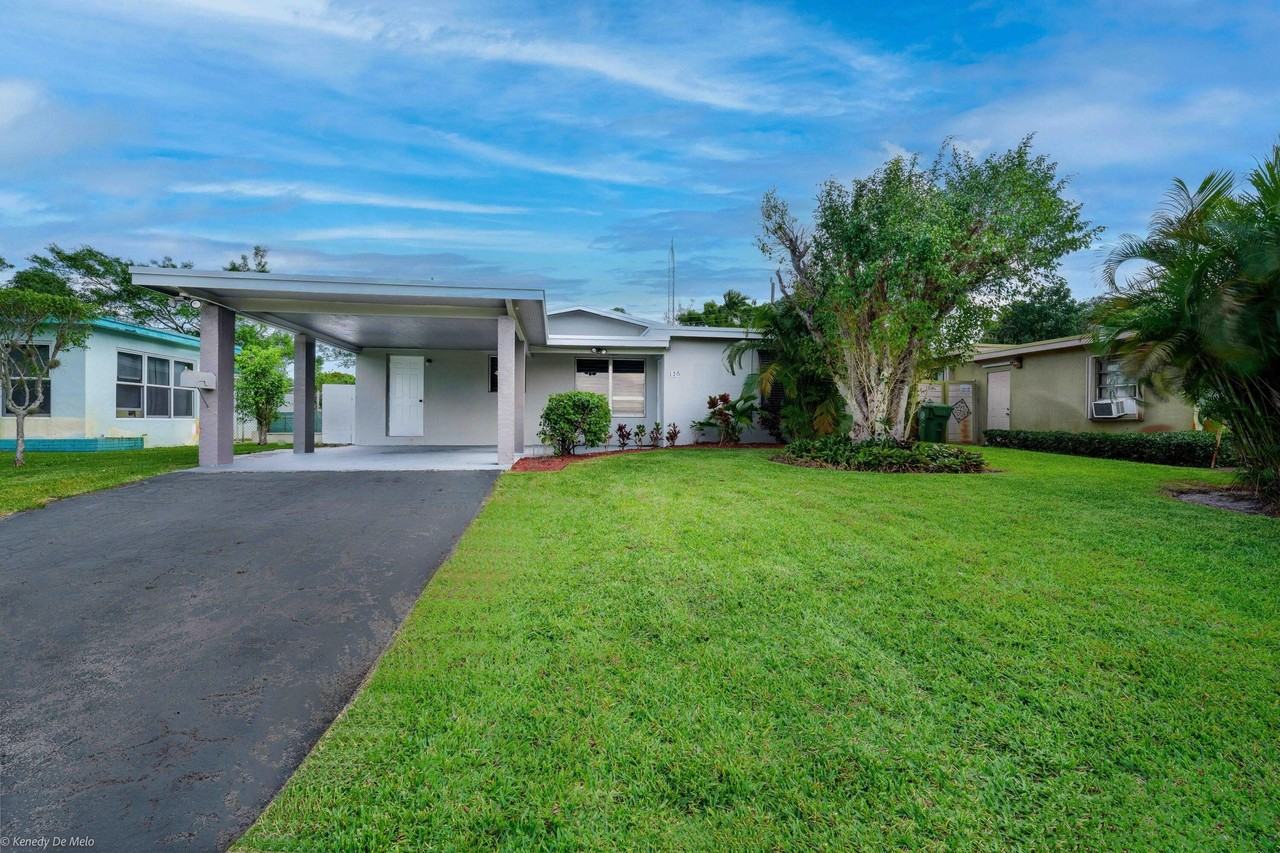 120 Sw 29th Ter - Photo 2 of 30