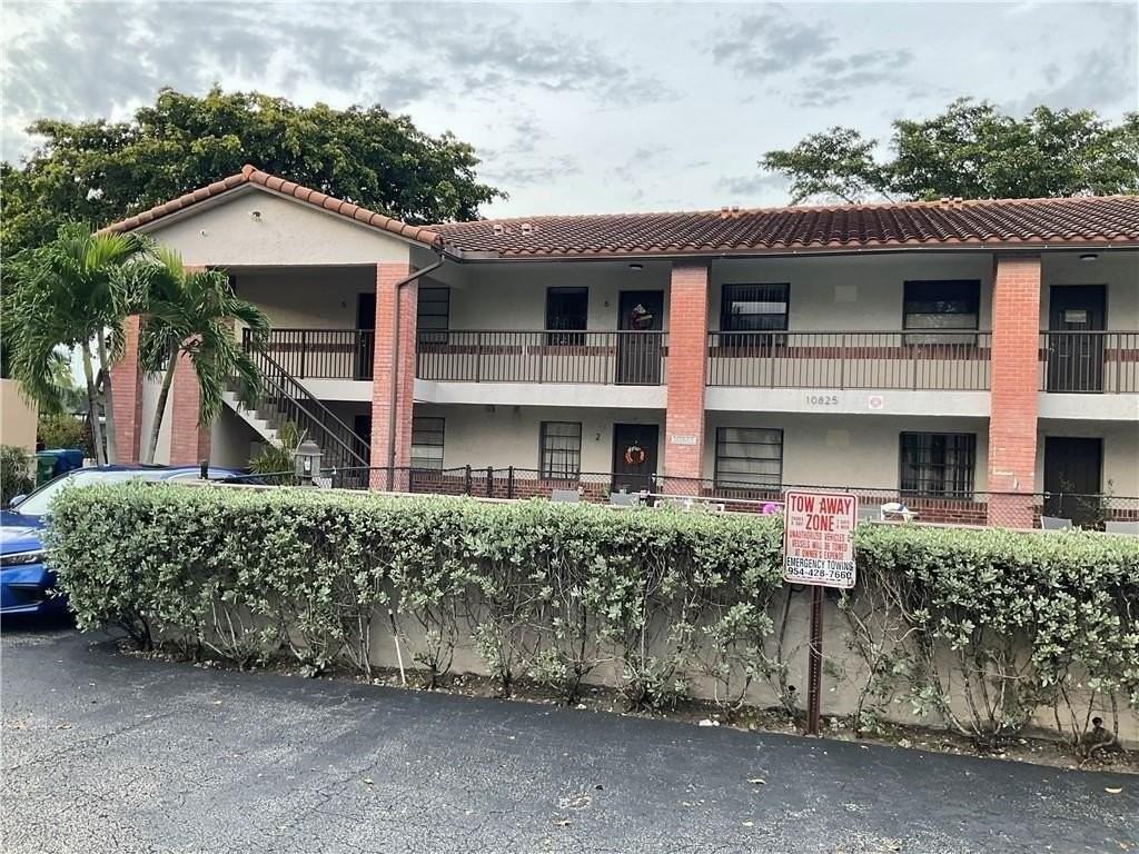 10825 Royal Palm Blvd #1-8