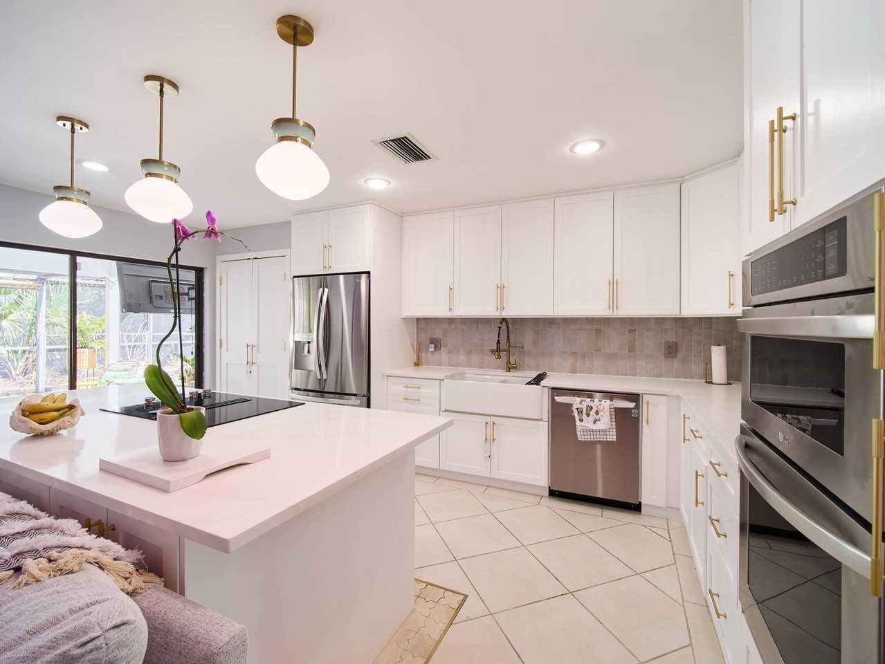 2281 Sw Starling Dr - Photo 6 of 41