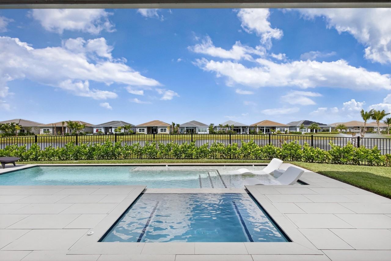 10109 Driftwood Way - Photo 5 of 43