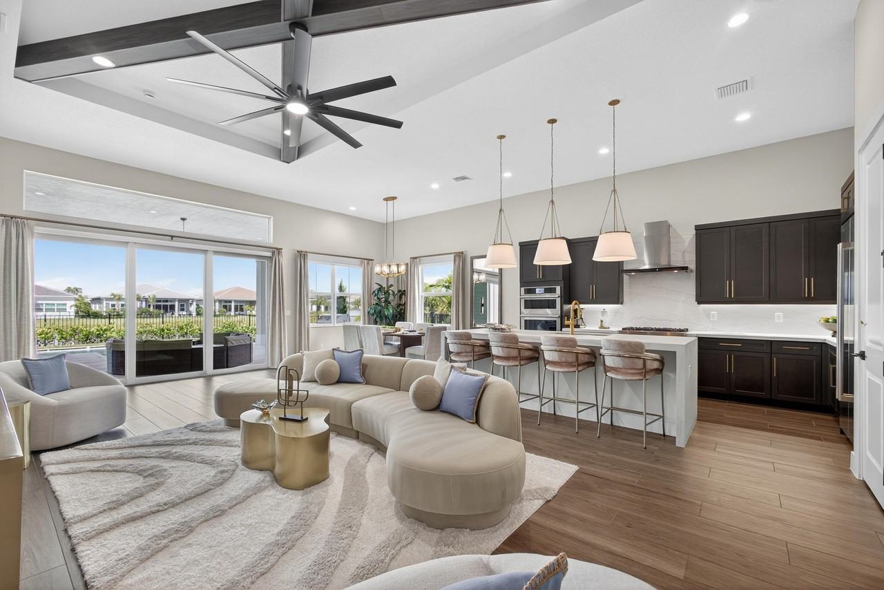 10109 Driftwood Way - Photo 6 of 43