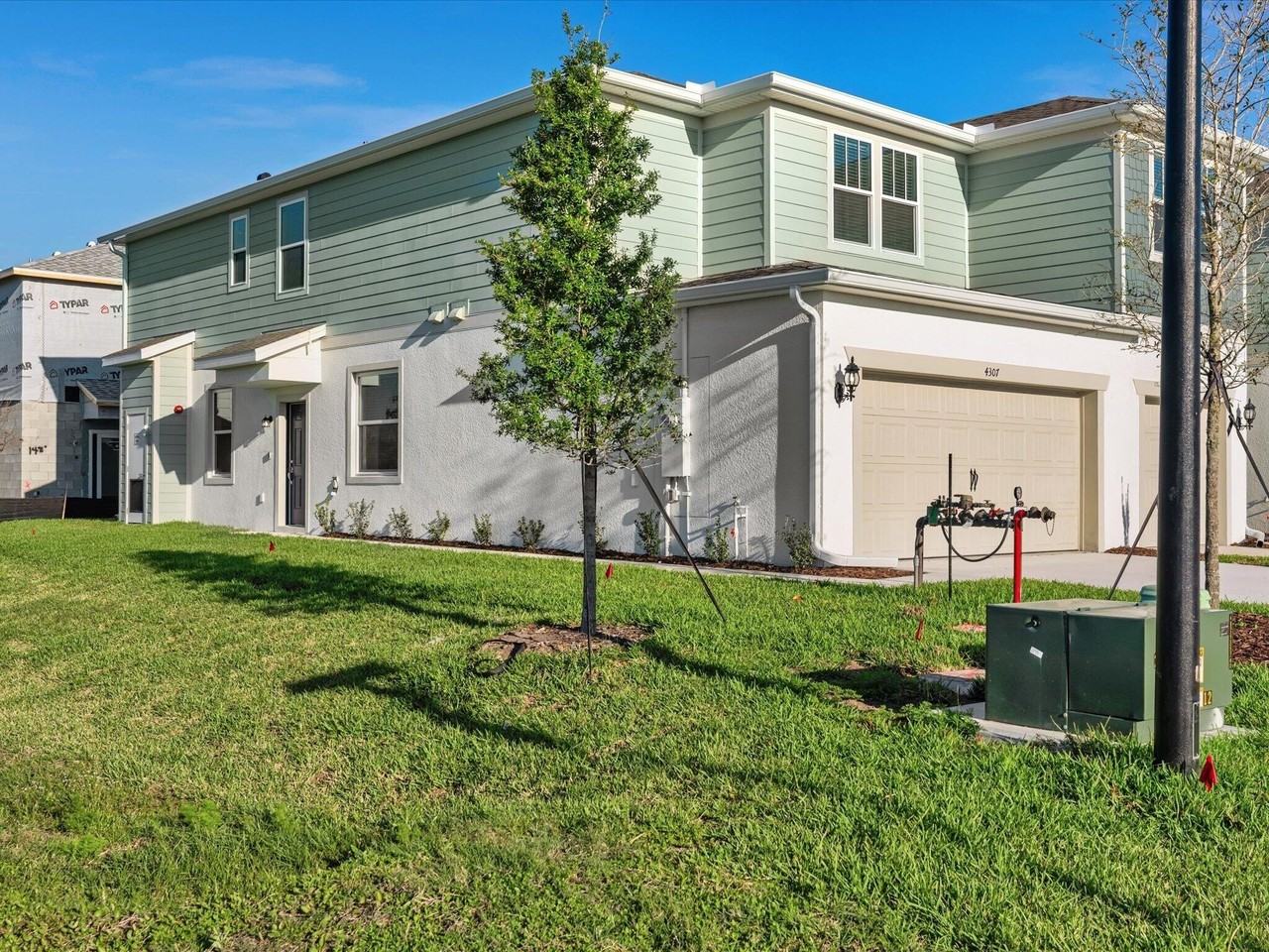 4307 Jetty Ln Ne - Photo 3 of 50