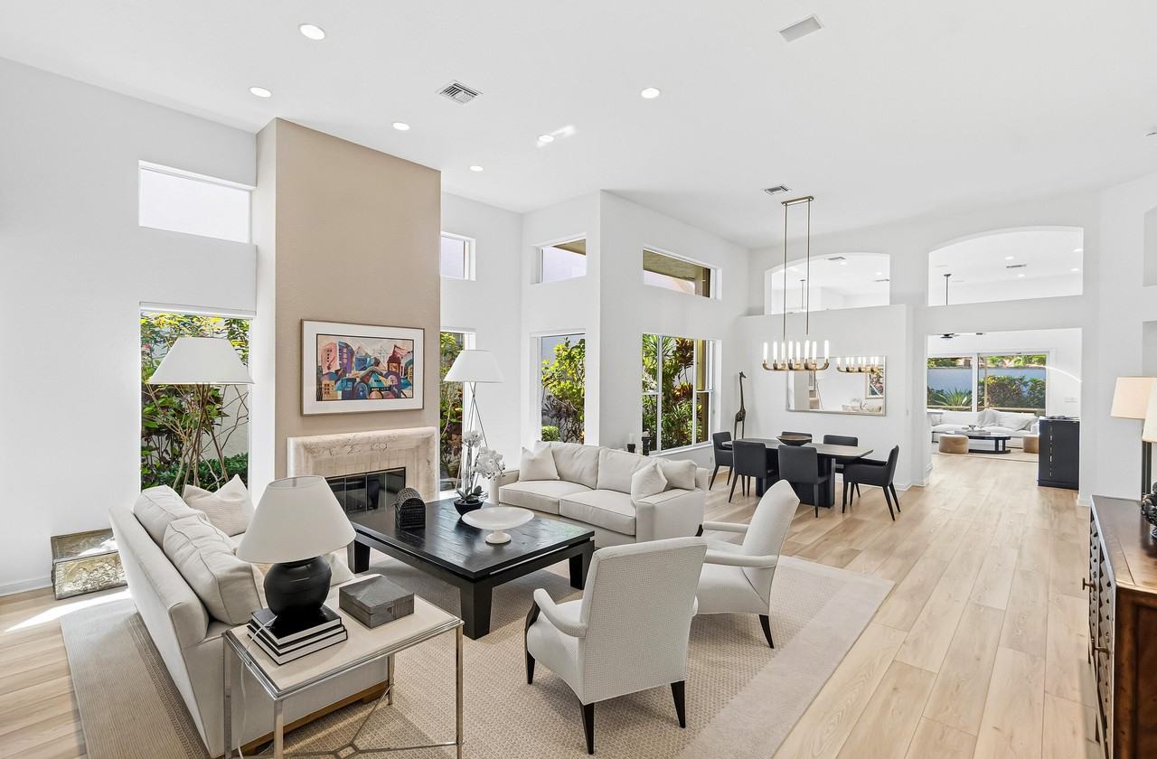 6213 Nw 21st Ct - Photo 4 of 50