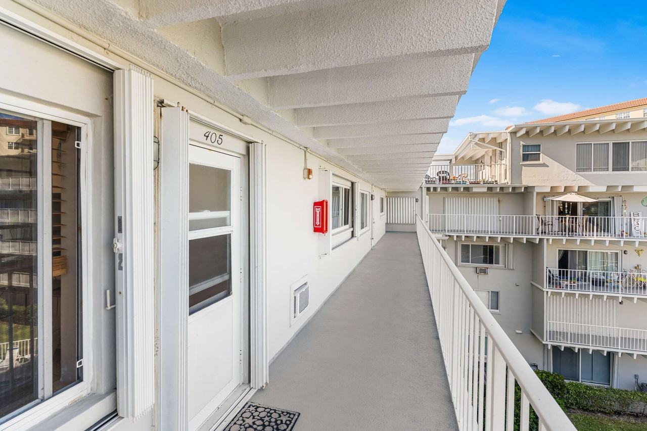 3500 S Ocean Blvd - Photo 4 of 27