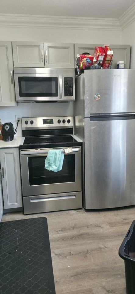 6091 Nw 61st Ave Apt 105 - Photo 3 of 22