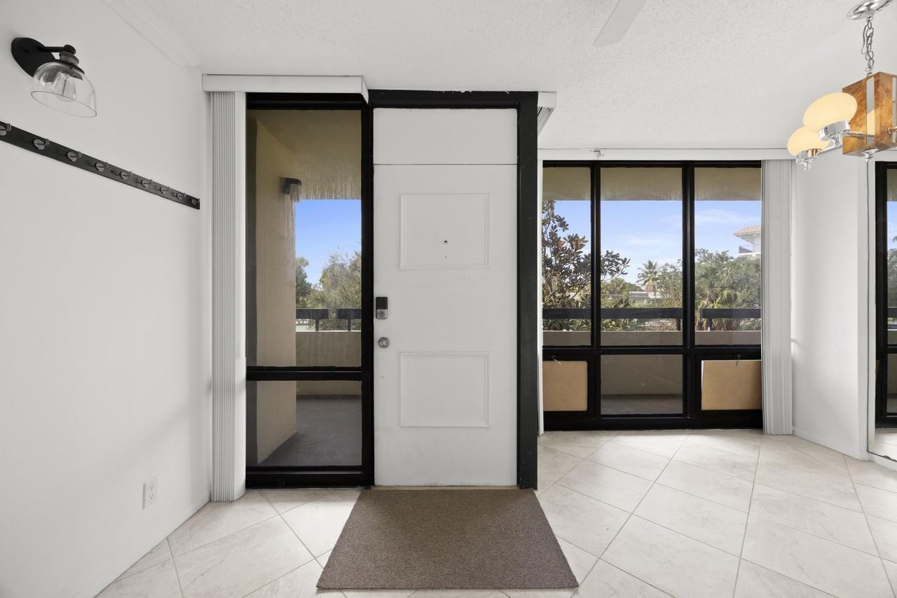 1401 S Federal Hwy #220 - Photo 4 of 27