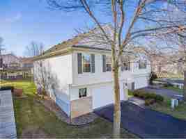 featured image of 916 Parkside Blvd