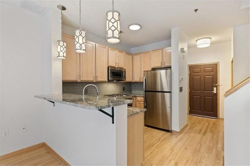 600 N 2nd St #120 - Photo 2 of 17