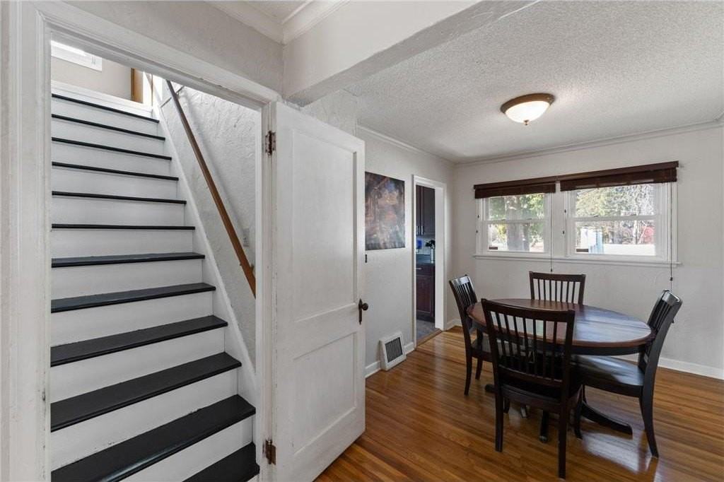 2901 Zenith Ave N - Photo 5 of 28