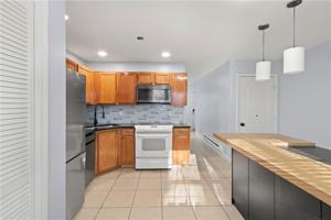 featured image of 102 Dixon St Unit 12