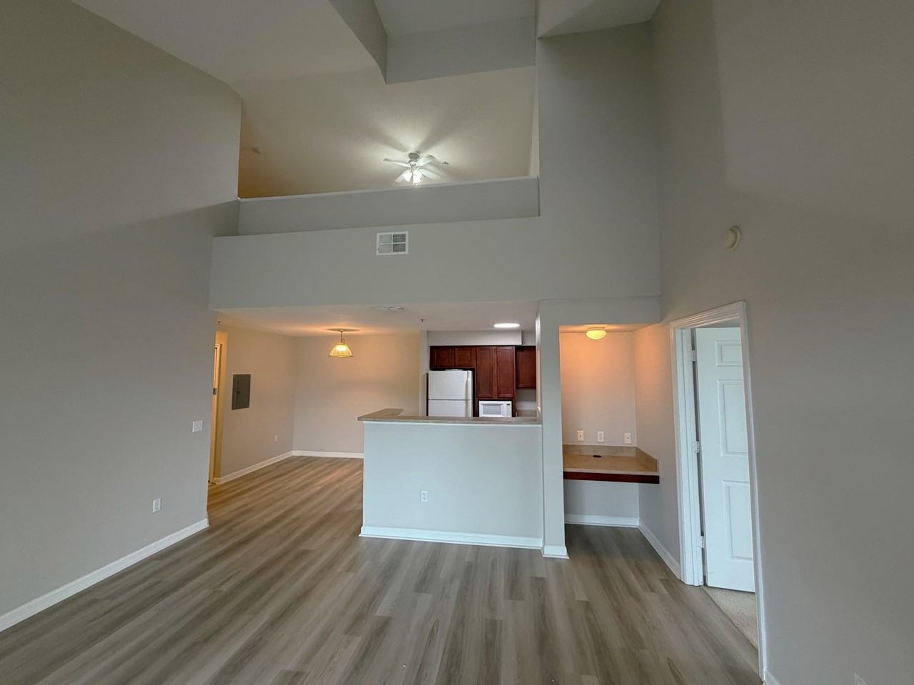 2801 Chancellorsville Dr Apt 232 - Photo 2 of 16