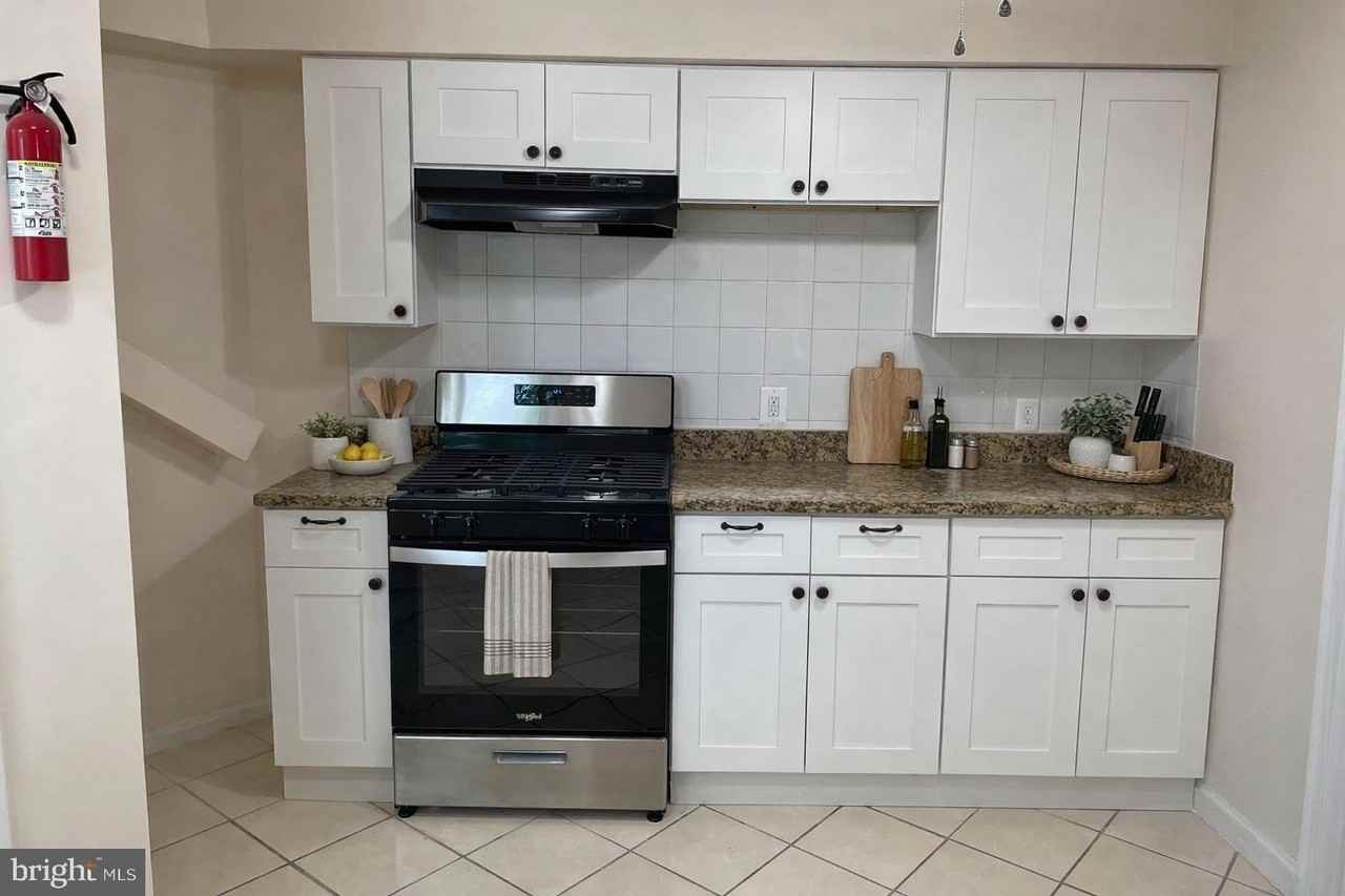 500 17th St Ne #6 - Photo 7 of 9