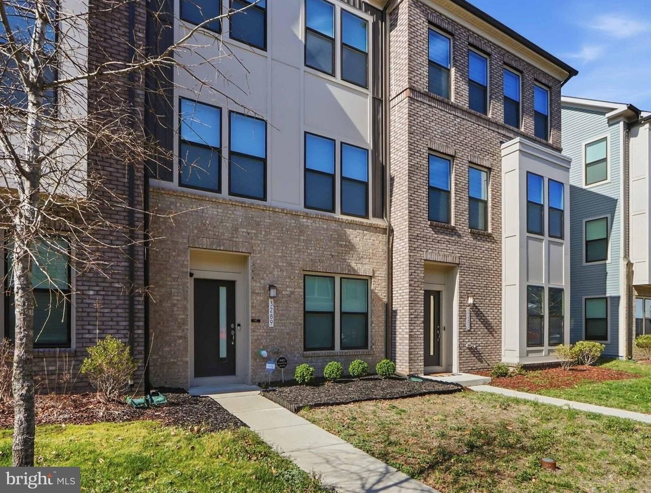 3289 Watershed Blvd - Photo 2 of 50