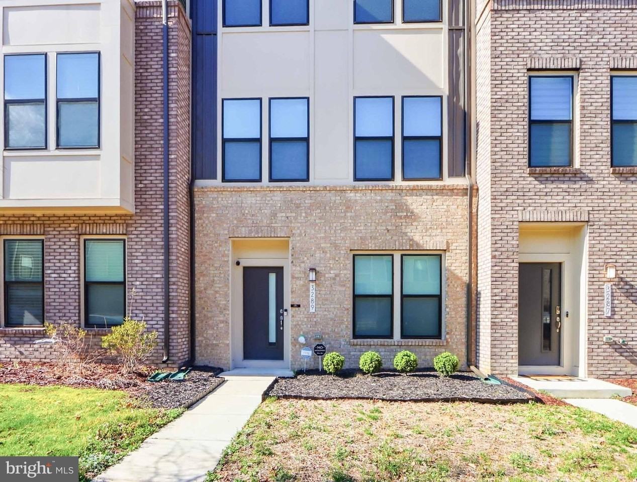 3289 Watershed Blvd - Photo 3 of 50