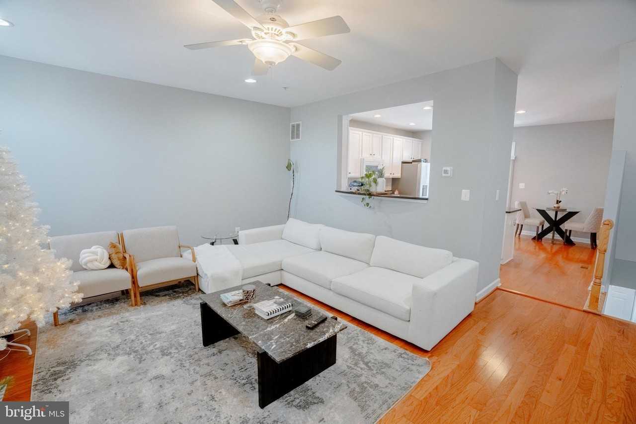 8142 Mississippi Rd - Photo 3 of 17