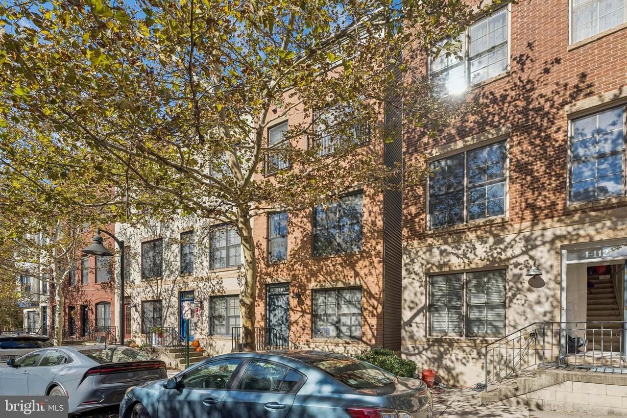 4410 Longfellow St - Photo 6 of 42