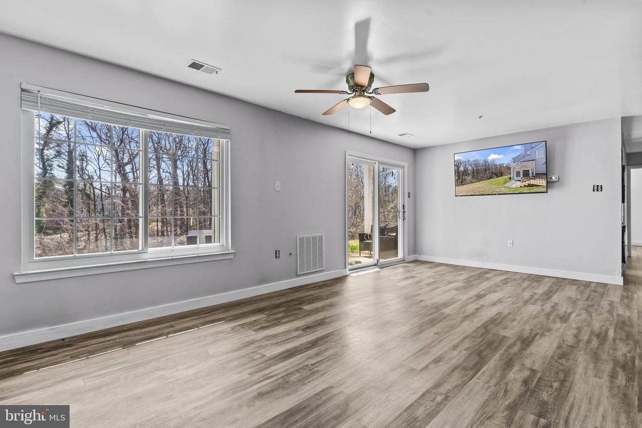 8730 Grasmere Ct - Photo 2 of 25