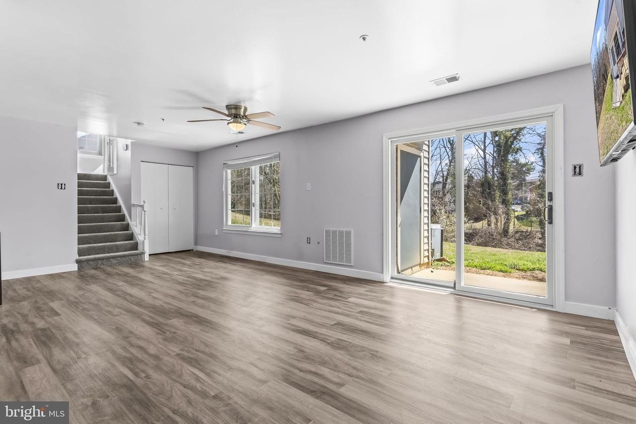 8730 Grasmere Ct - Photo 5 of 25