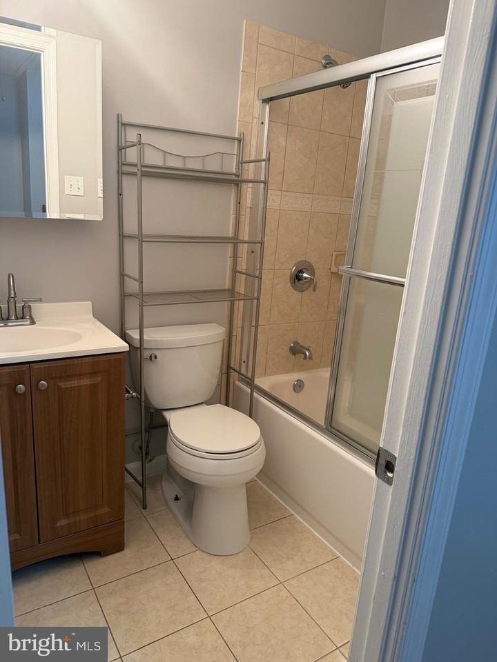 15619 Birch Run Ter - Photo 5 of 23