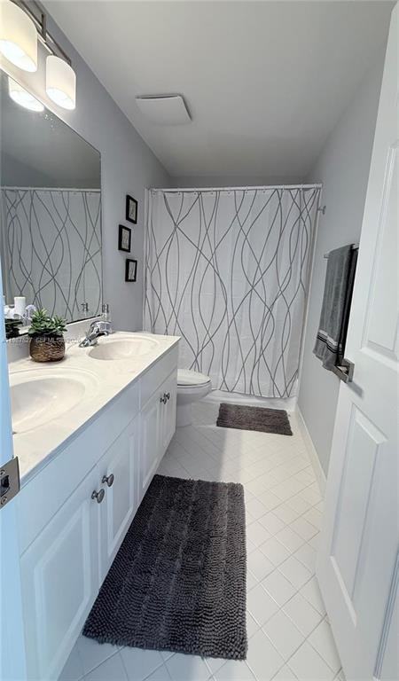 1392 Canary Island Dr - Photo 5 of 8