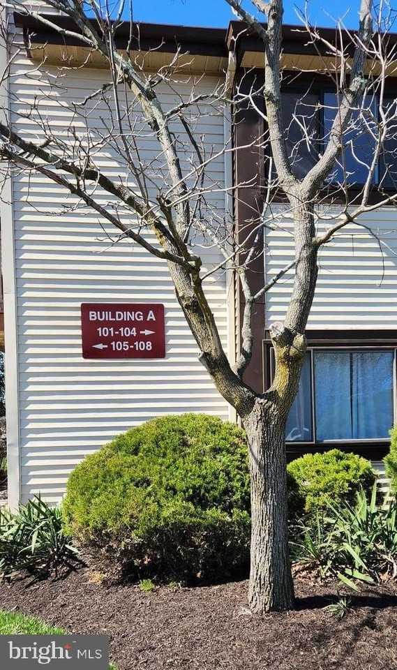 103 Lucas Ln - Photo 2 of 28