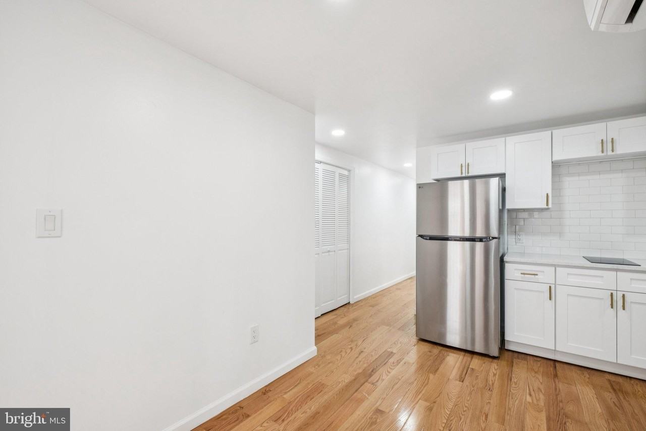 1223 Spruce St #3F - Photo 4 of 37