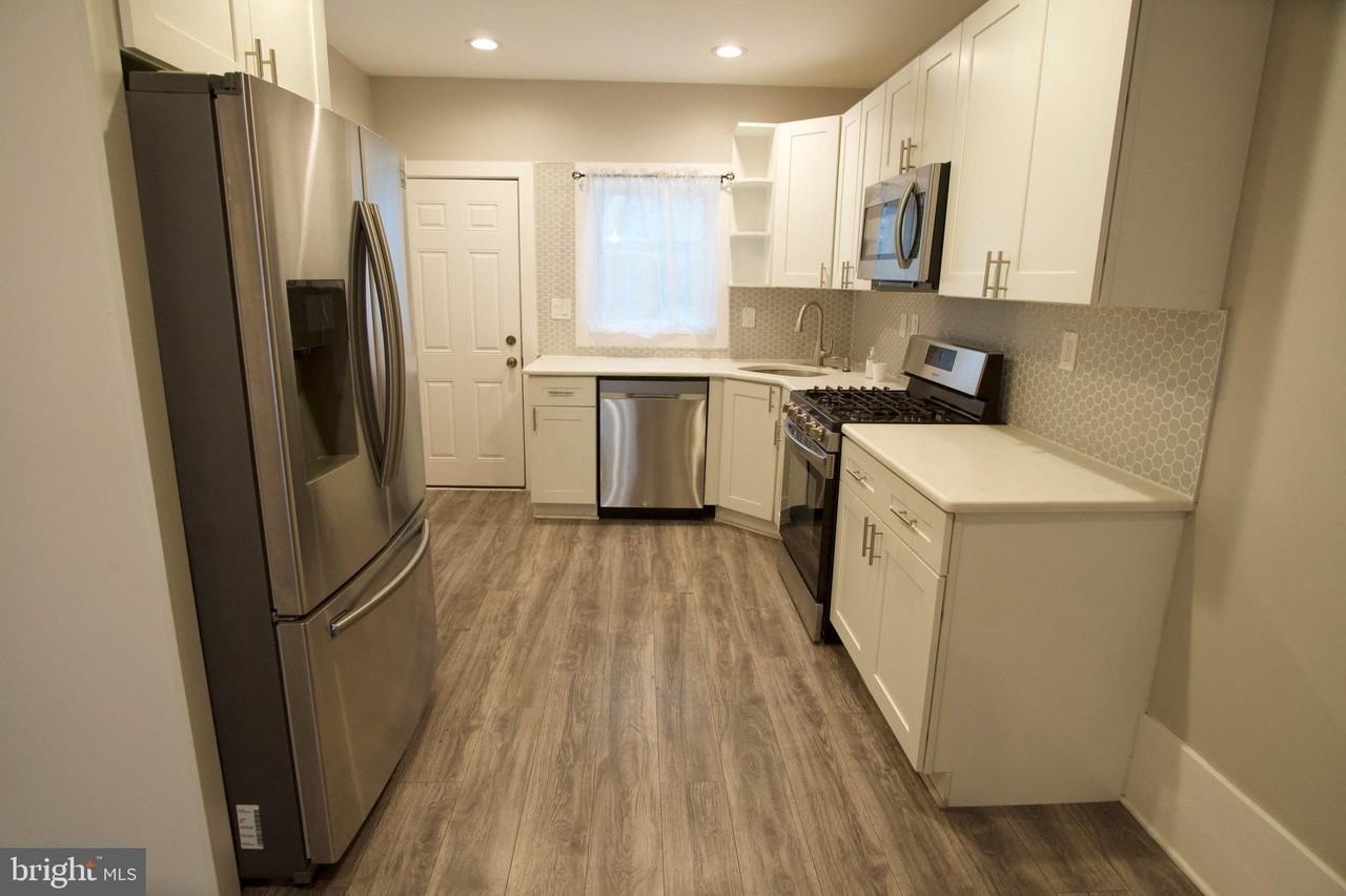 1734 S Ringgold St - Photo 2 of 18