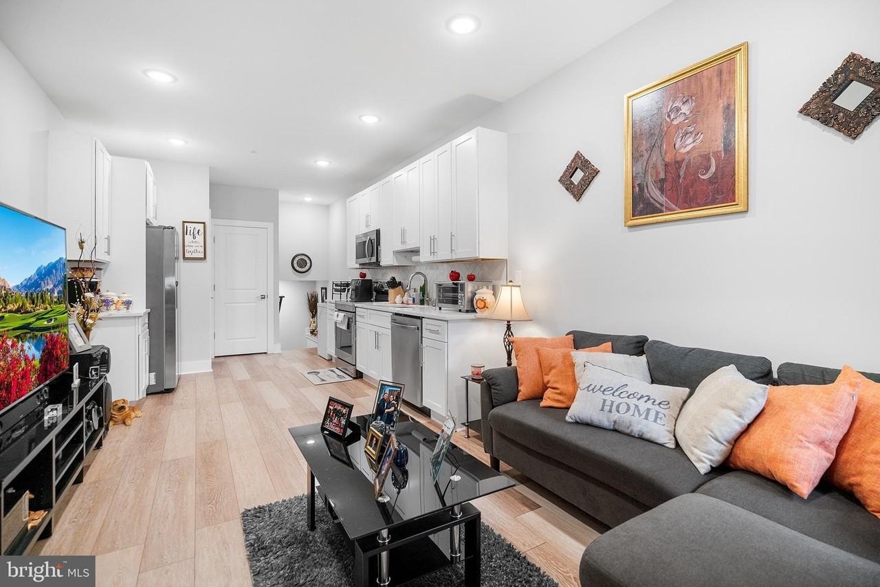 1924 N 6th St #1 - Photo 5 of 17